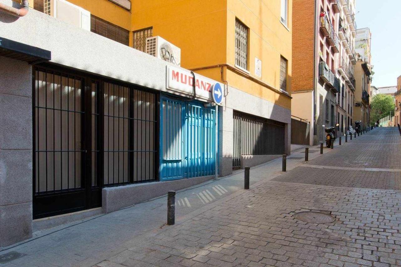 New Gran Estudio A Estrenar Centro De Madrid Exterior photo